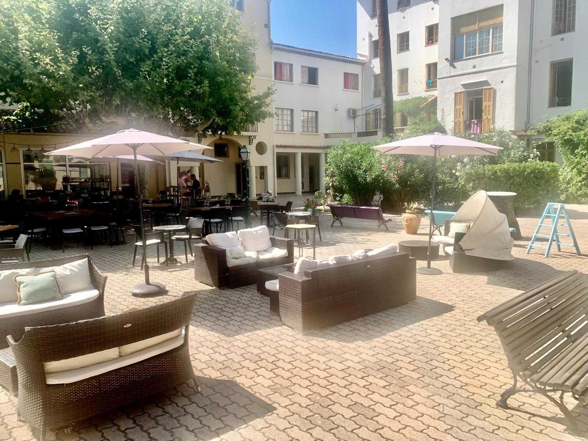 Hostel Santa Maria Cannes Extérieur photo